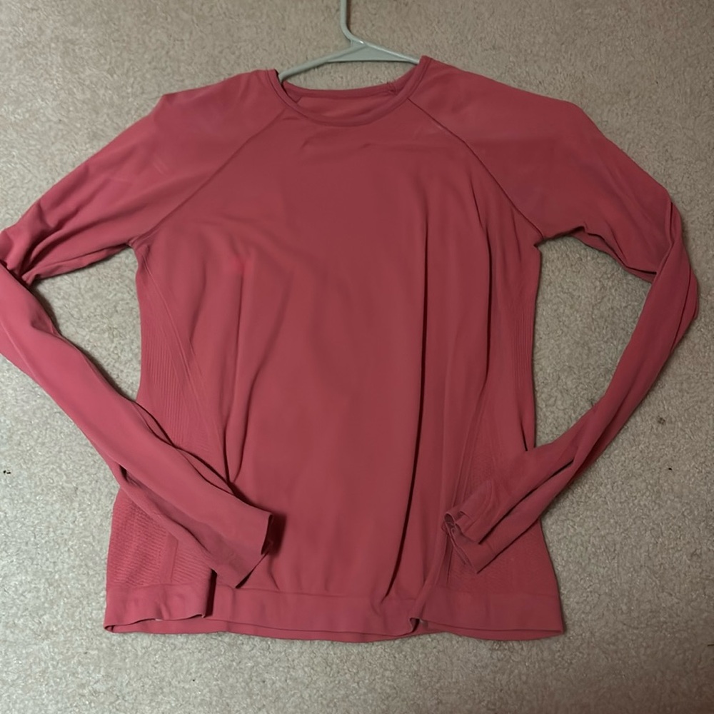 pretty pink Athleta long sleeve